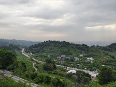 -叁山与肆客服号民宿(龙泉阳光城百工堰公园店)