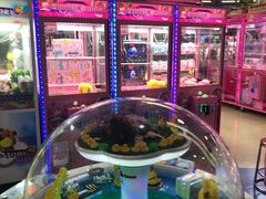 -爱玩嘉年华(龙湖曲江天街店)