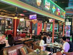 -Famous肥猫墨西哥音乐餐吧(五棵松华熙LIVE店)