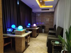 -金色印象·4K影院式足体养生(南坪桃源店)