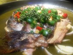 -令狐冲·炭烤活鱼(宝龙店)