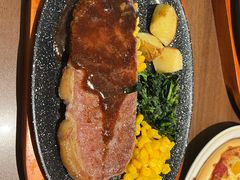 -萨莉亚意式餐厅(百联徐汇店)