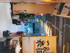 -吃城都·鱼蛙火锅(西玉龙街店)