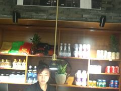 -小洞天本味火锅(九街直营店)