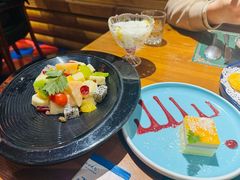 -米德维奇俄式西餐厅(西六道街店)