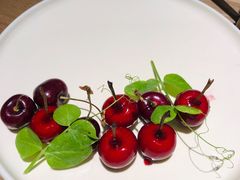 樱桃鹅肝-小大董·烤鸭(凤凰汇店)