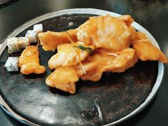 -梧桐树下(云锦世家店)