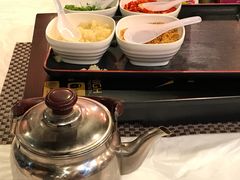 -鲜入围煮花胶鸡海鲜火锅
