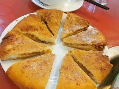 黄金大饼-花水湾红太阳牛肉汤锅