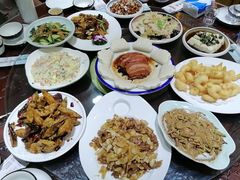 -臻牛烤肉