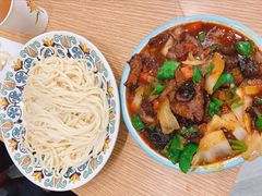 -歹歹的加个面过油肉拌面