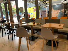 -乐凯撒披萨(汇港购物中心店)