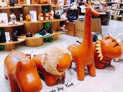 -LOL原创生活概念店(K11购物艺术中心店)