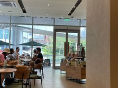 大堂-星巴克(深圳前海香缤大厦分店)
