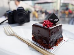 -UNI UNI(环亚凯瑟琳店)