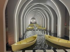 -涨巢·潮玩水疗局