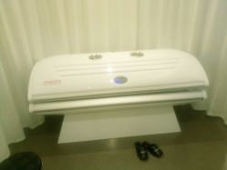 -様共享美容连锁机构