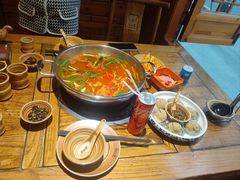 -快活林酸汤鱼鲜品火锅店(甲秀楼店)