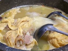 -墨脱石锅椰子鸡•海鲜糟粕醋(榆亚路店)