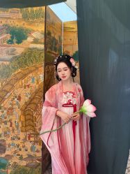 -一揽芳华汉服旗袍体验馆(拙政园店)