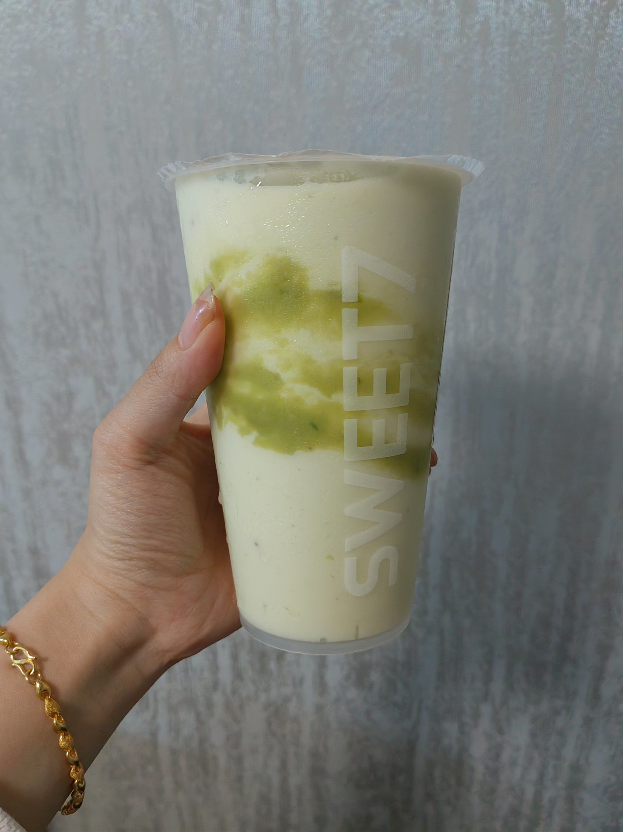 夜宵七分甜绿野仙踪(羽衣甘蓝牛油果酸奶奶昔)