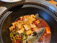 -锅老头海鲜铁锅炖