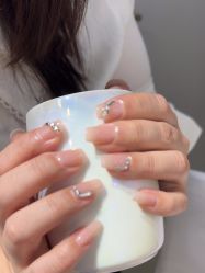 -尤米一站式美甲美睫