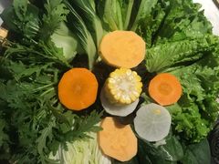 -尚尚仙·酸汤猪手·猪肚鸡火锅(华联万柳购物中心店)