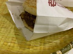 牛肉烧饼（多肉）-穆得·老周家牛肉烧饼(普利街店)