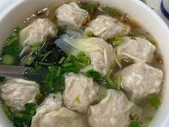 -石门侯·石门馄饨侯(革新北街店)