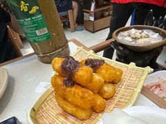 -老牌坊云南鱼豆花火锅(哈西万达店)