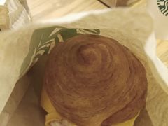 培根蛋可颂堡-星巴克臻选(惠州华贸天地1楼店)