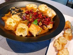 段氏绝味鱼头-柿合缘新京菜(国金中心商场店)