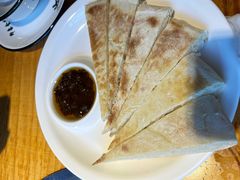 地锅馍-小小河边鱼(天润城店)