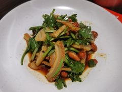 -胖哥俩肉蟹煲(湖滨银泰in77店)