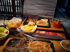 -豪享来牛排(人民店)