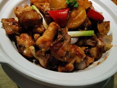 葡国煎焗鸡-翅爷家煲仔翅