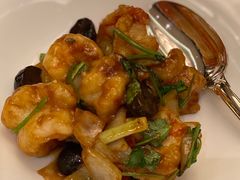 黑蒜大千爆虾球-北京四季酒店·采逸轩