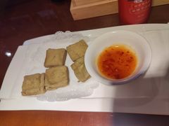 -魏铭鱼头捞饭(晋阳路店)