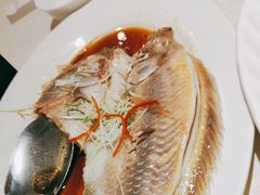 -顺峰海鲜酒楼(省府店)