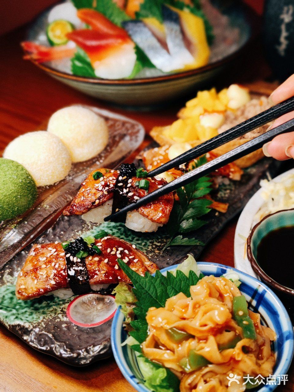 5元一个寿司炫个够丨精致日料小店