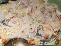 顺德珍品鲩鱼生-得意咚瓜·顺德鱼生·冬瓜火锅(深圳首店)