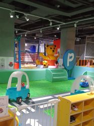 -积木王国(老虎城欢乐购物中心店)