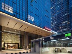 -深圳宝安体育馆希尔顿欢朋酒店