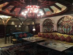 -白玉兰广场停车场