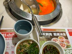 -左庭右院鲜牛肉火锅(浦江欢乐颂店)