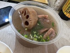 -燕子煨汤(山海关路店)