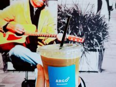 覆盆子拿铁-Joymean coffee.见面咖啡