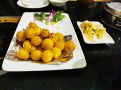 拔丝奶豆腐-一招鲜·全羊铺·蒙古奶茶(五一北路店)