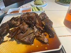 -老鼎万春卤菜(五代传承创始老店)